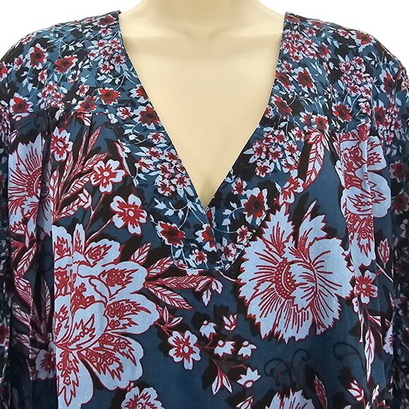 Band of the Free Womans size S Josie Sapphire Mixed Print Long Sleeve Top NEW - Picture 2 of 8